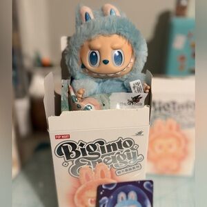 Last of my Pop Mart Big Into Energy  Hope